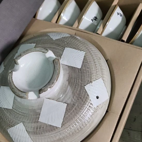 雨***荷瓷片磁州窑五厂盘碗壶杯有瑕疵