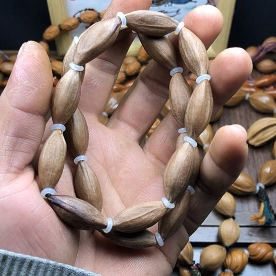 吊坠橄榄核最后两条福利柳叶手串