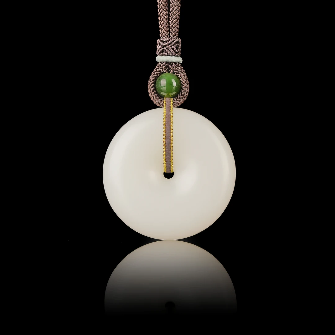 典藏级 新疆和田玉且末白玉大平安扣吊坠 48*14mm± H110506