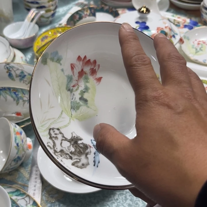 瓷片花神草帽盘二个瑕疵