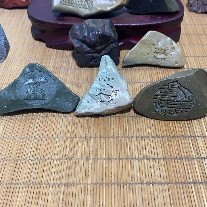 ꧁***༻原石雕刻工艺品手把摆件