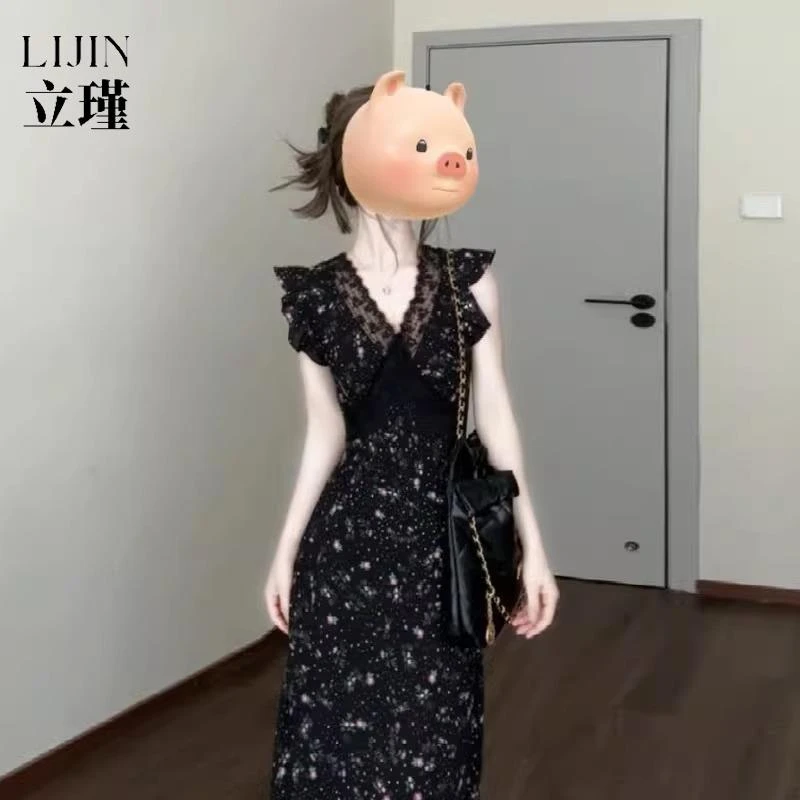 法式复古高级感超好看V领碎花连衣裙子女夏漂亮独特收腰茶歇长裙