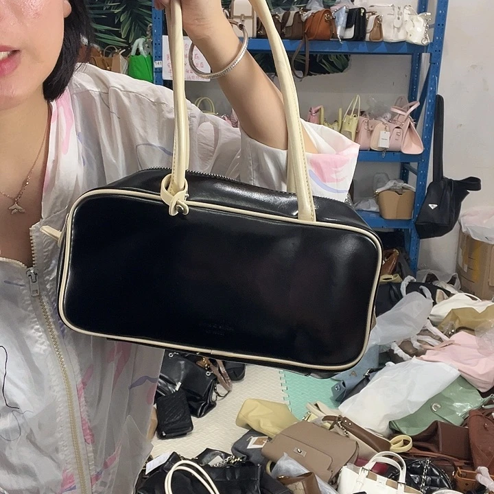 蚕丝健健康康平平安安健健康康平平安安健健康康
