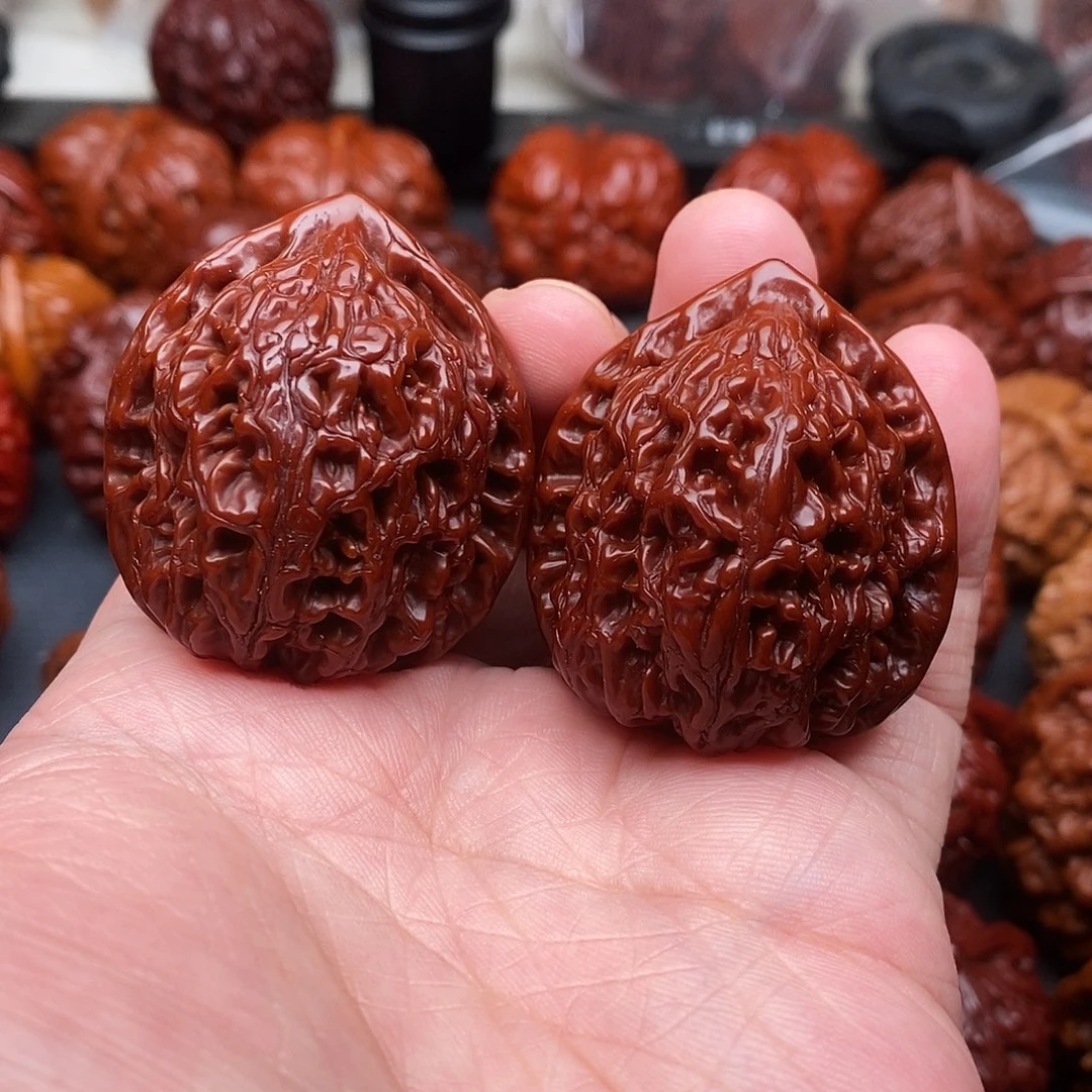 猴头核桃吊坠水龙文