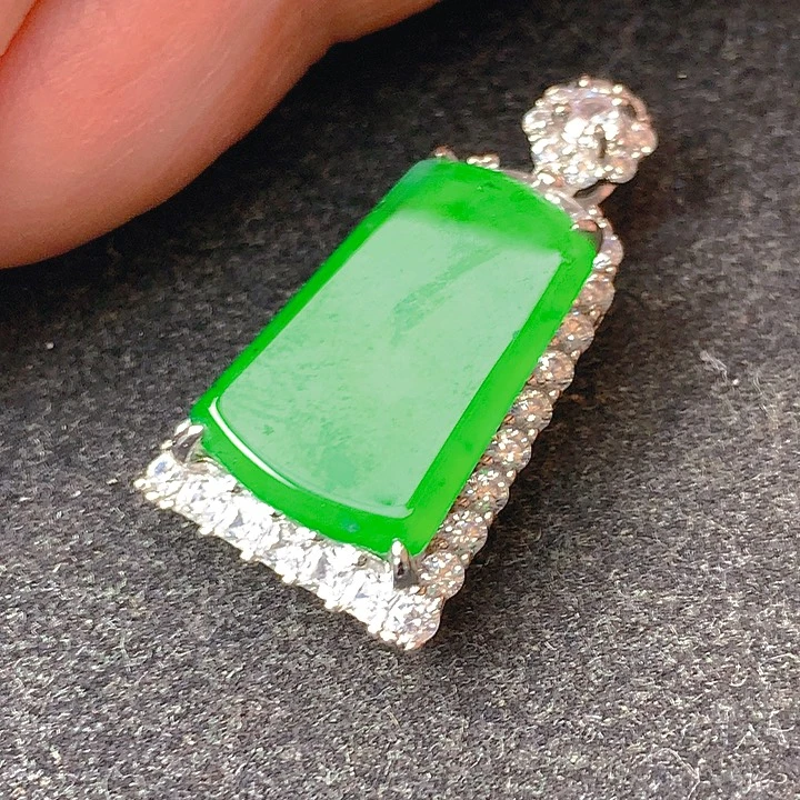 翡翠银S925镶嵌颈饰