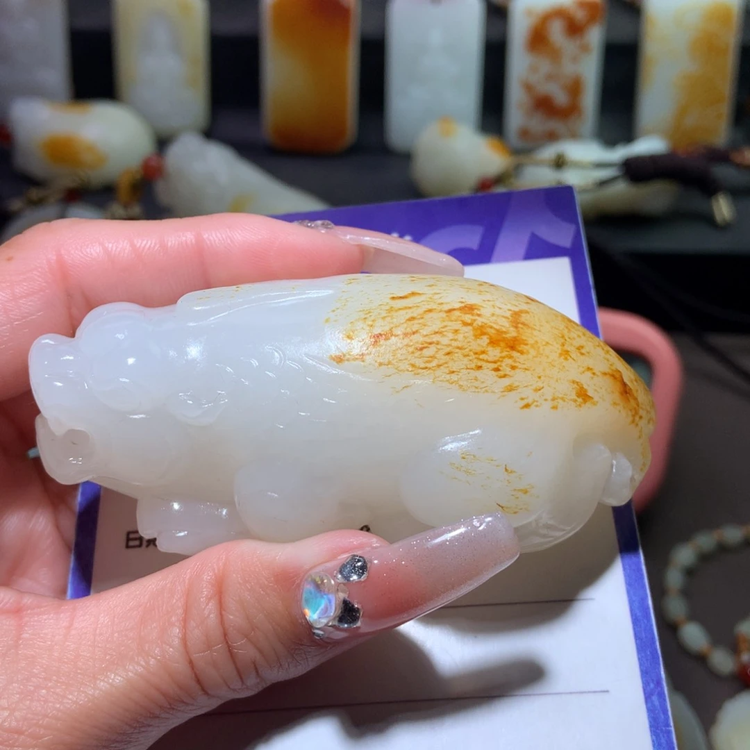 和田玉把件未镶嵌朱****6