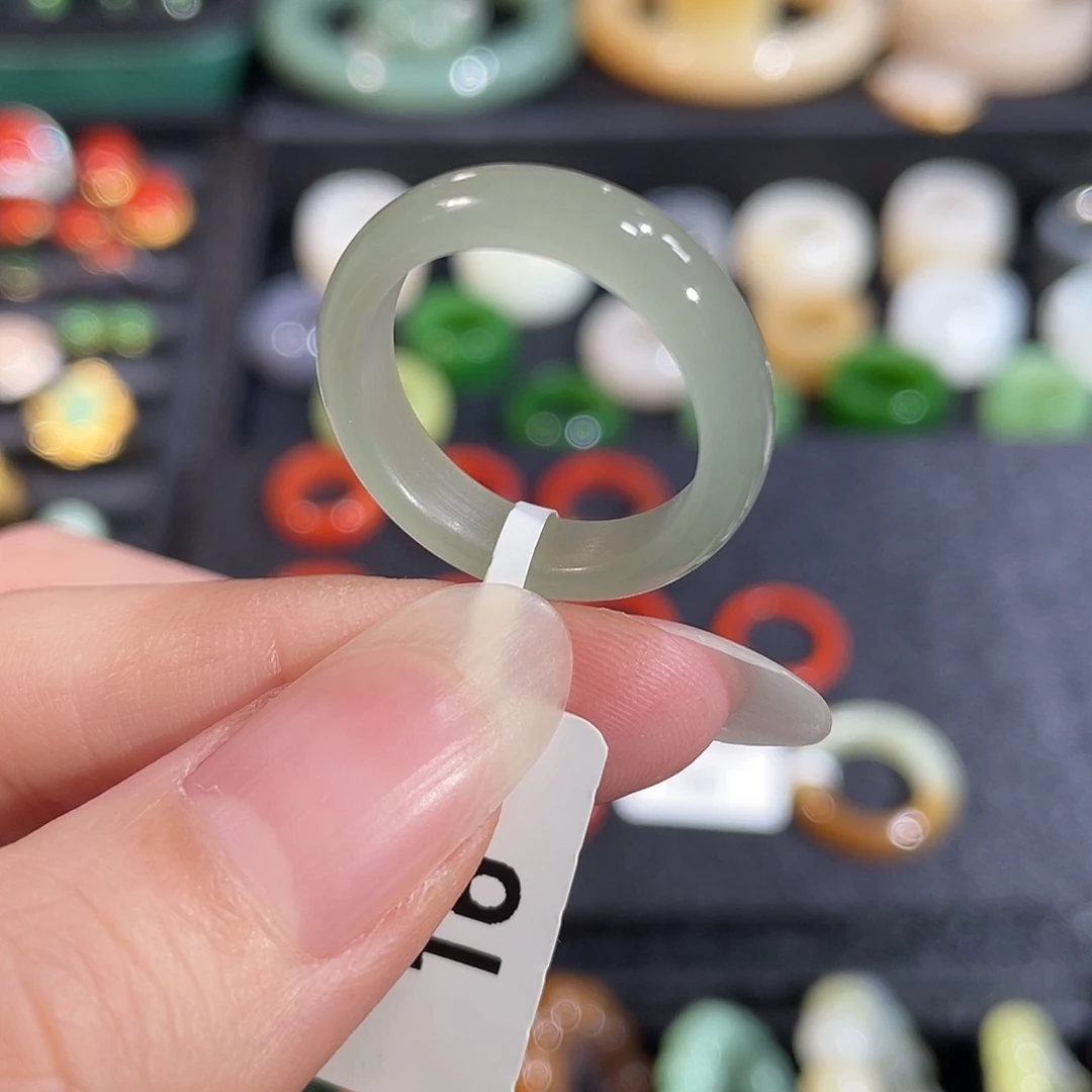 和田玉（青玉）未镶嵌戒指内径17.6