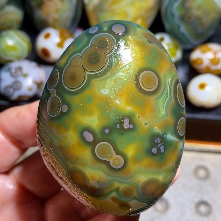 未镶嵌玛瑙/玉髓珠宝半成品83