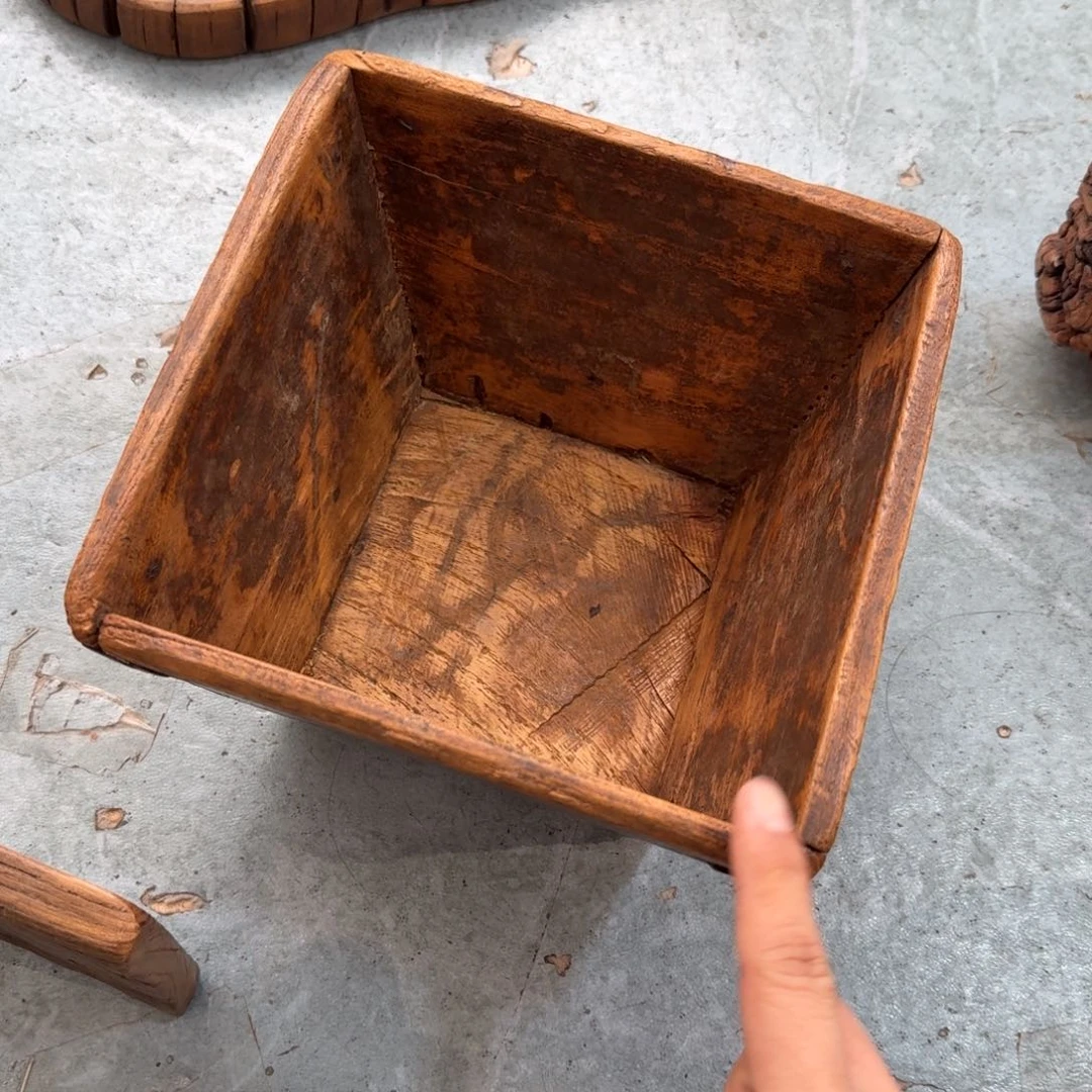 小***朵横款风化纹理老物件