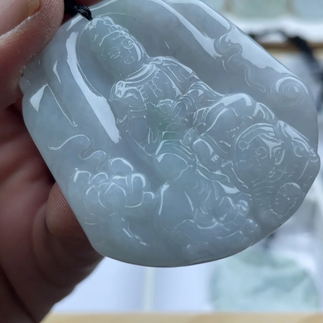 翡翠未镶嵌颈饰天然缅甸A货翡翠