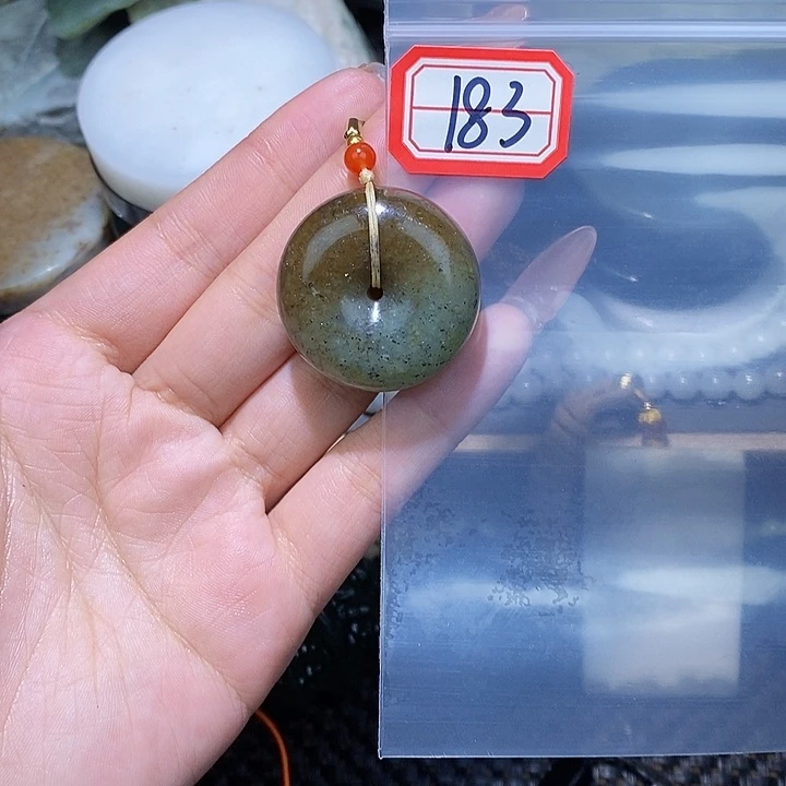 和田玉和田玉边角料随机发未镶嵌