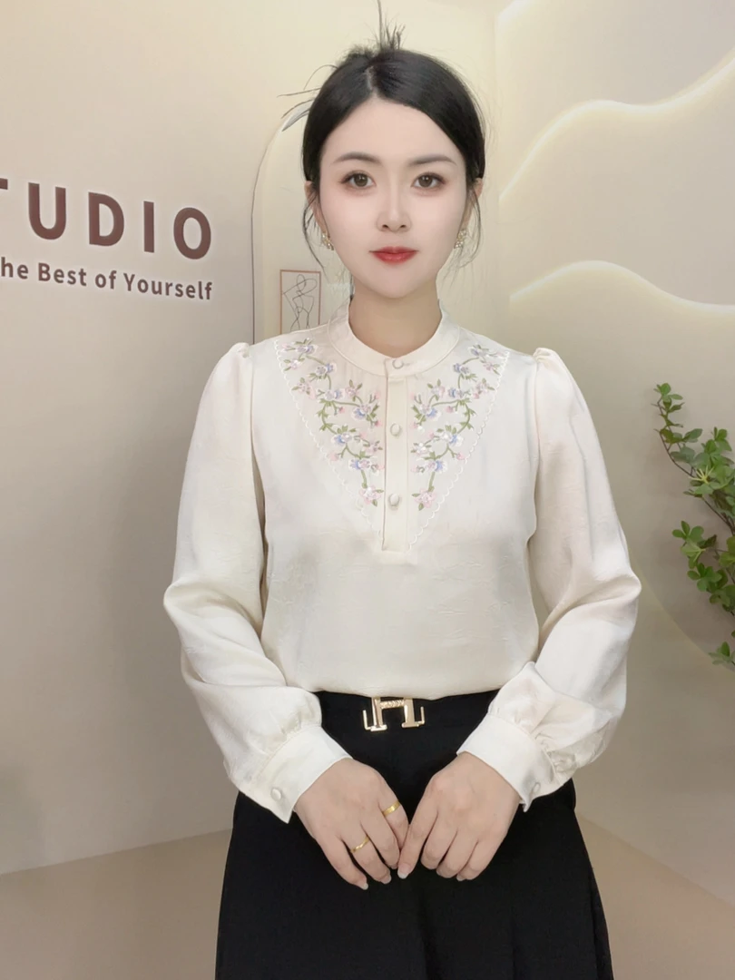 2025年春秋新款2509设计感时尚百搭洋气显瘦气质减龄女士长袖衬衫