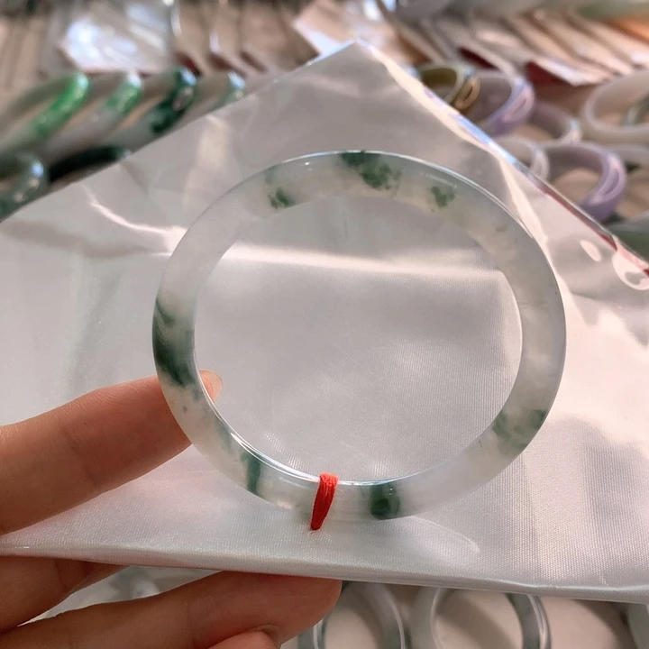 翡翠未镶嵌手镯冰圆条51.5