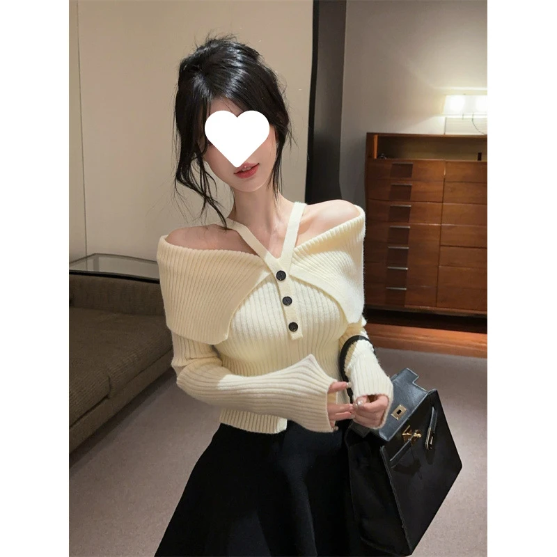 一字肩短款挂脖上衣女秋冬小香风修身显瘦百搭长袖毛织针织衫毛衣