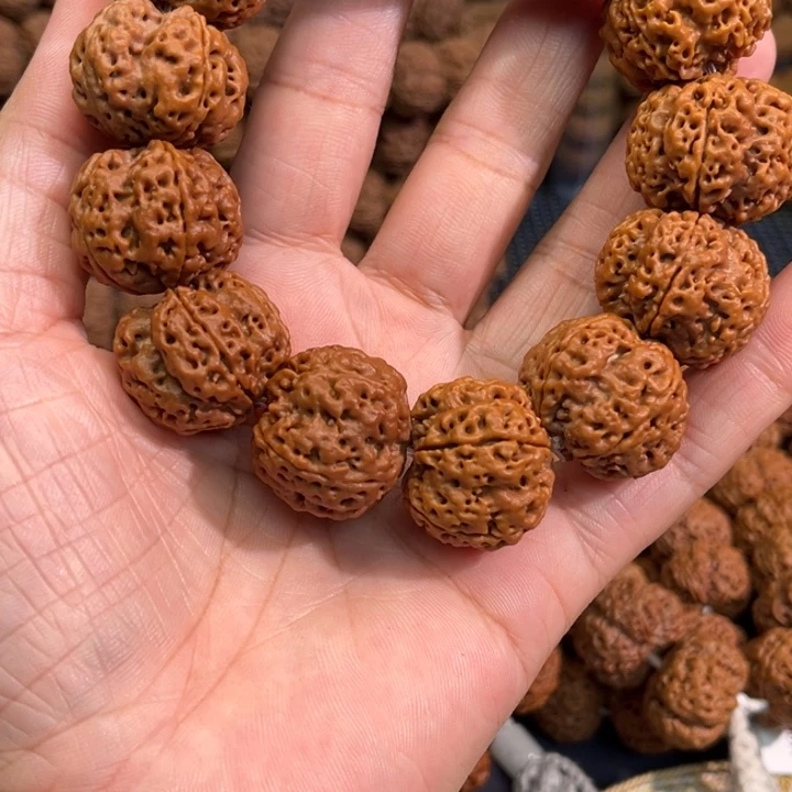 A***.把件金刚菩提深沟梅花