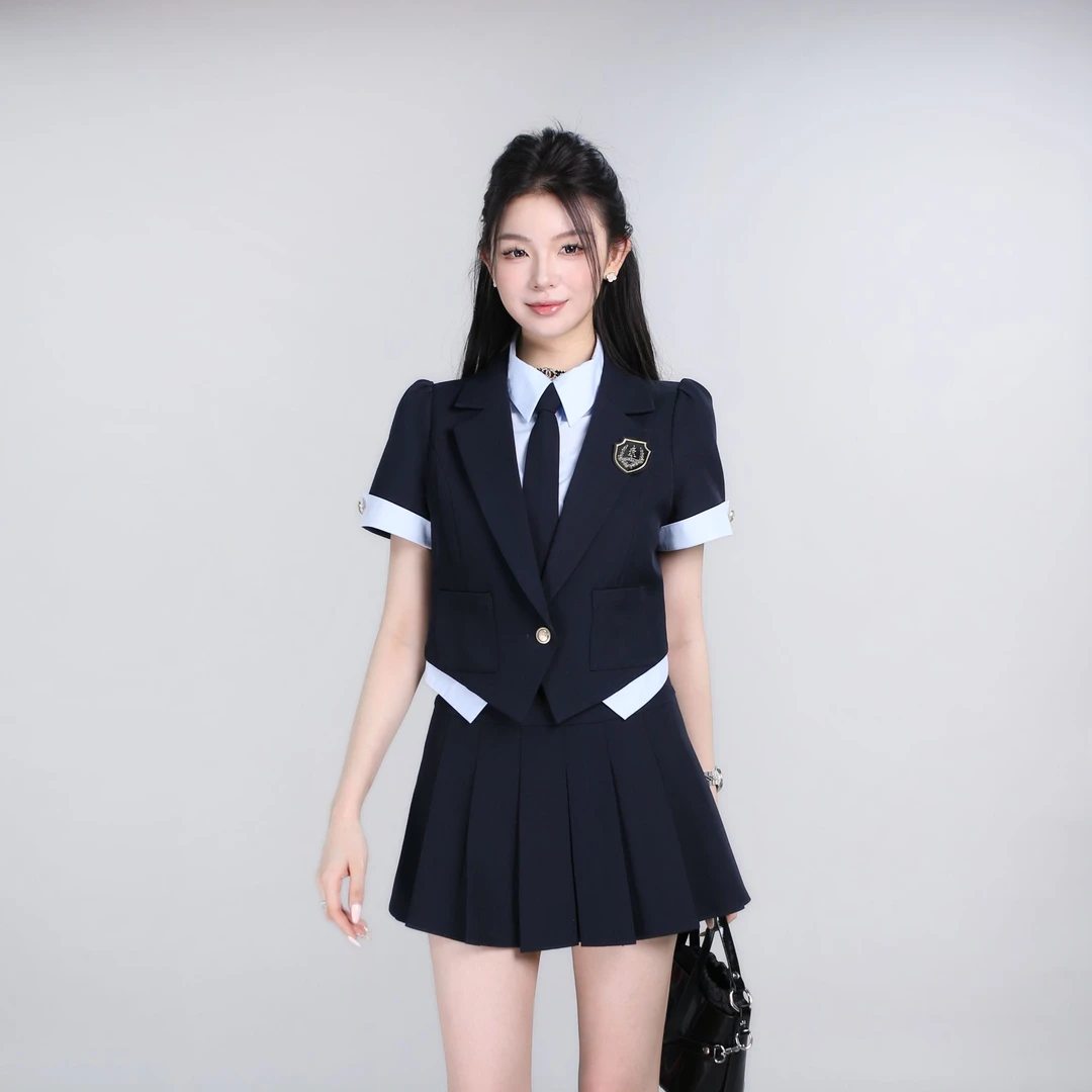 【英伦高阶】夏季假两件薄款西装料翻领单排扣气质时尚显瘦女套装