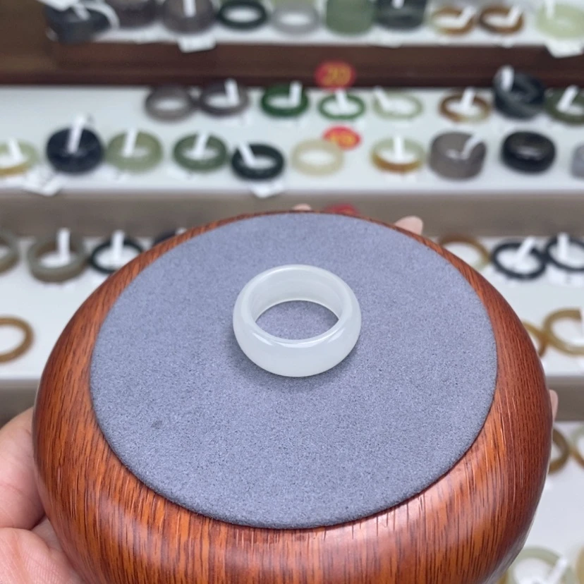 【闪购商品】未镶嵌戒指和田玉  清仓不退换 13-8