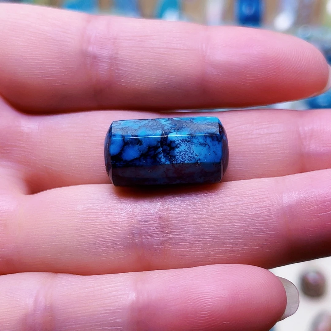 未镶嵌绿松石原矿绿松石