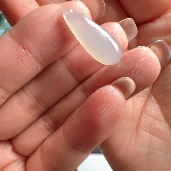 定制翡翠未镶嵌包抛光