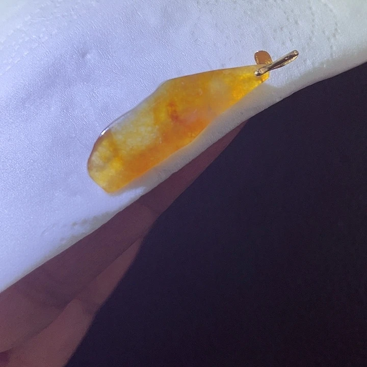 翡翠18K金镶嵌颈饰翡翠