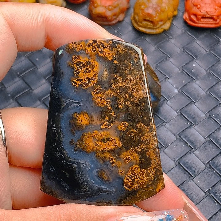 玛瑙/玉髓颈饰足银镀金镶嵌青*哥