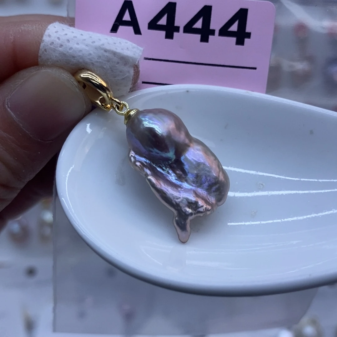 颈饰未镶嵌淡水珍珠