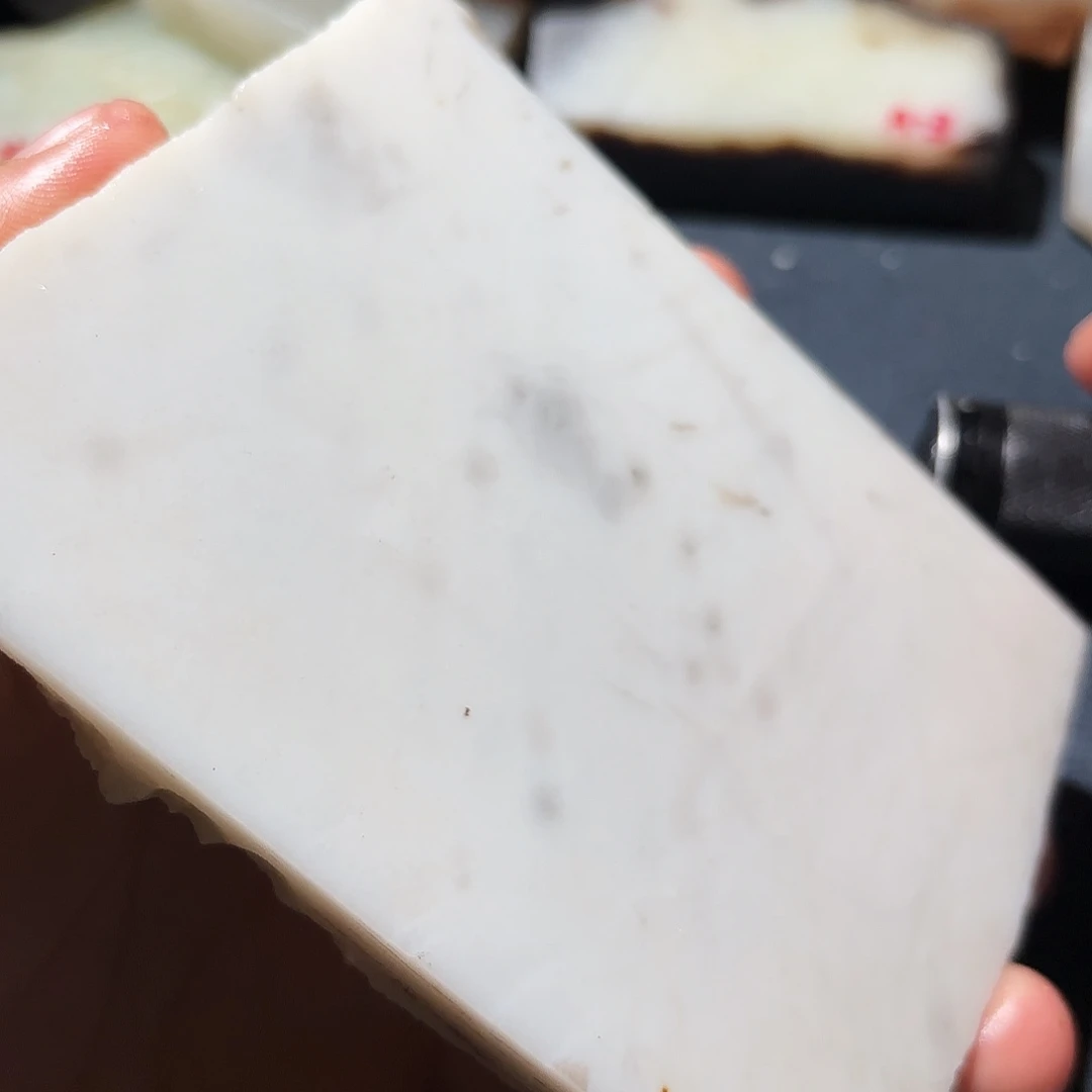 和田玉未镶嵌珠宝奇石