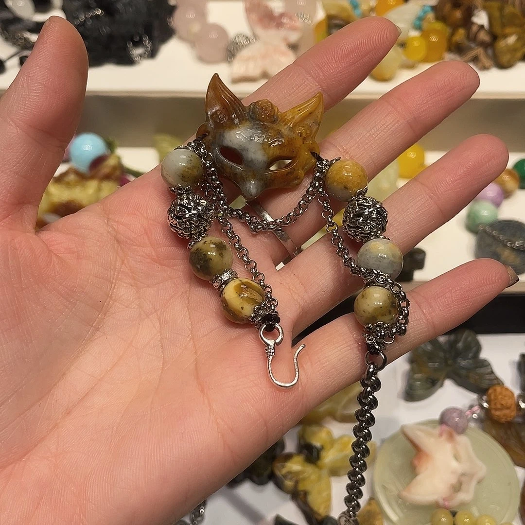 蛇纹石玉合金颈饰