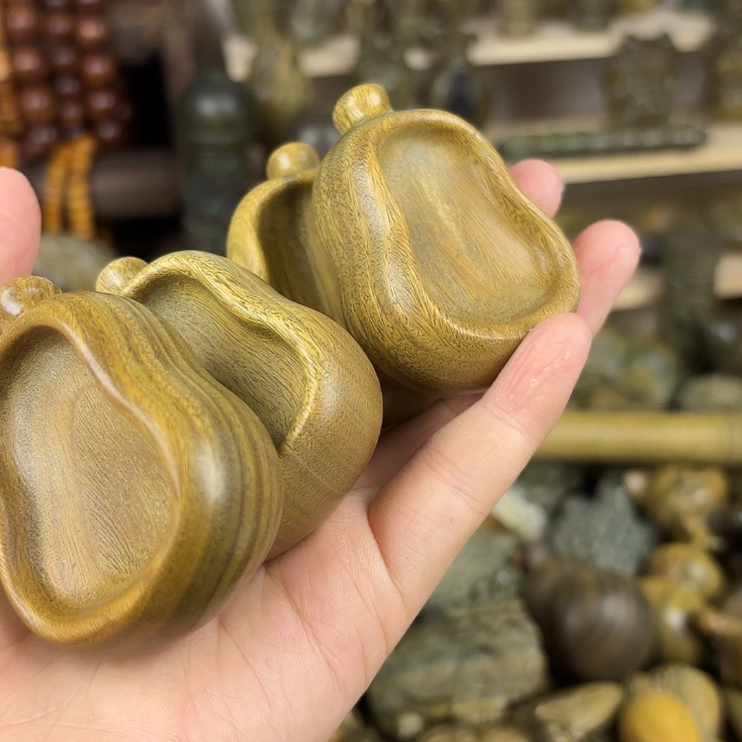 H****靠绿檀奶嘴葫芦