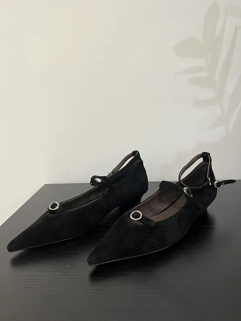 2025新款尖头浅口时尚羊反绒气质时髦百搭淑女平跟玛丽珍鞋女