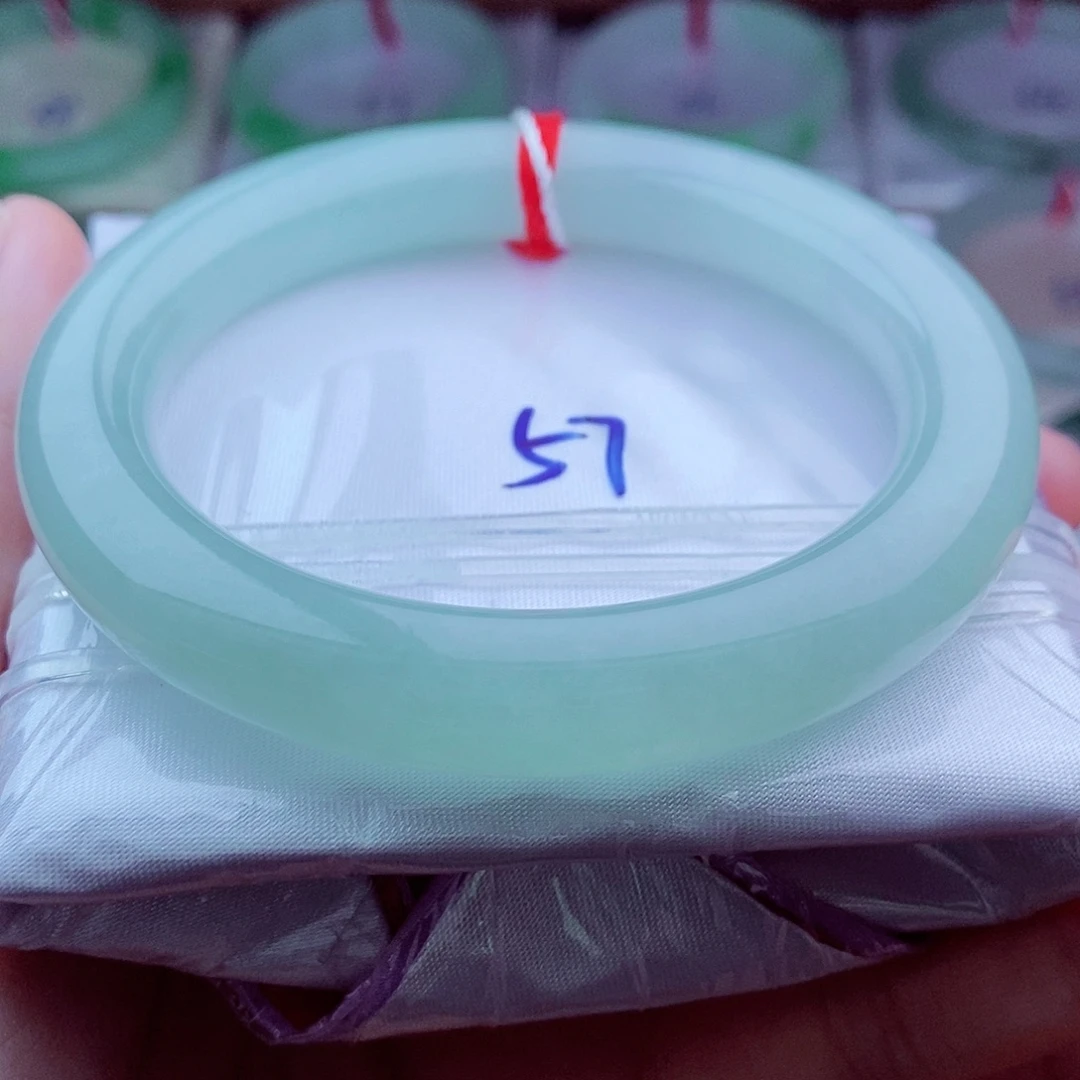 翡翠未镶嵌手镯（圆镯）0863-57圈口 晴绿 冰润细腻