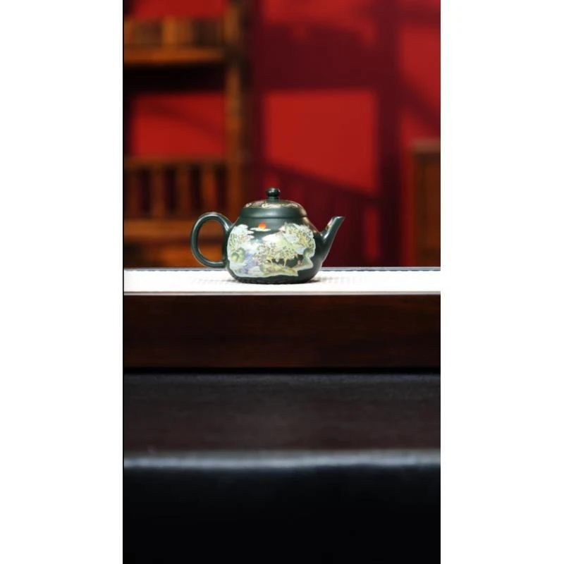 宜兴紫砂 珐琅彩梨形 绿泥 高运h538