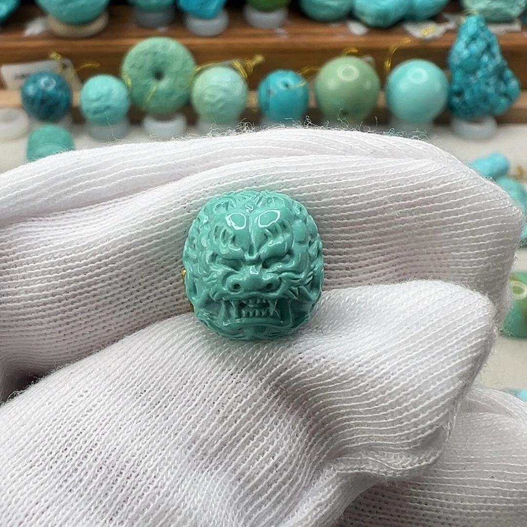 绿松石配饰未镶嵌