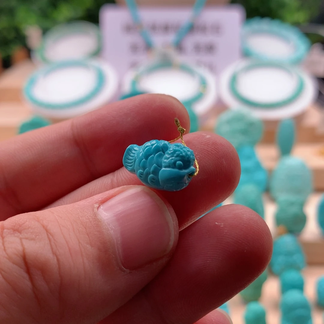 绿松石配饰未镶嵌