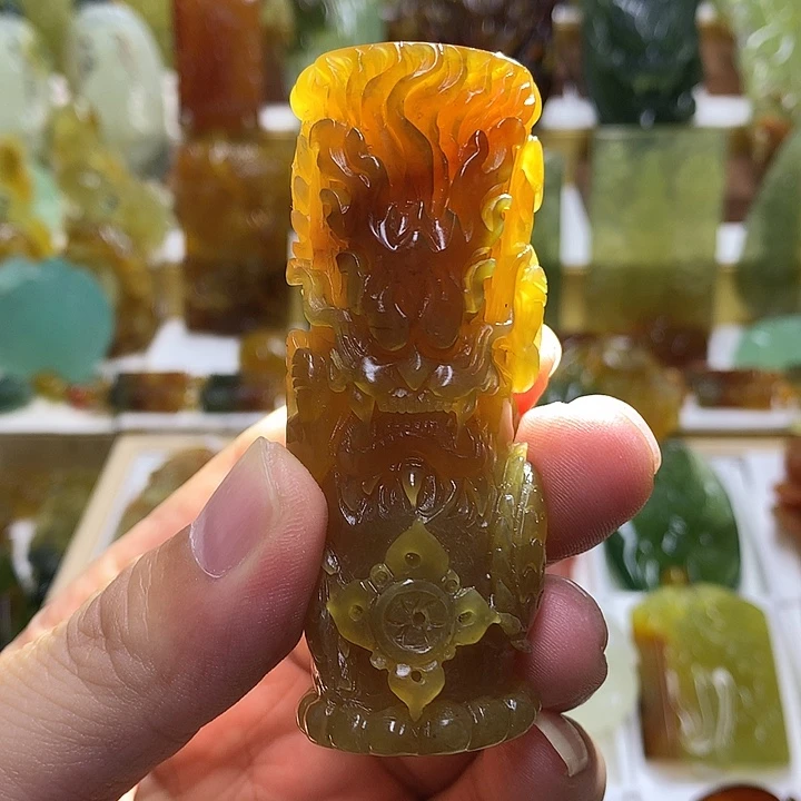 蛇纹石玉未镶嵌珠宝半成品