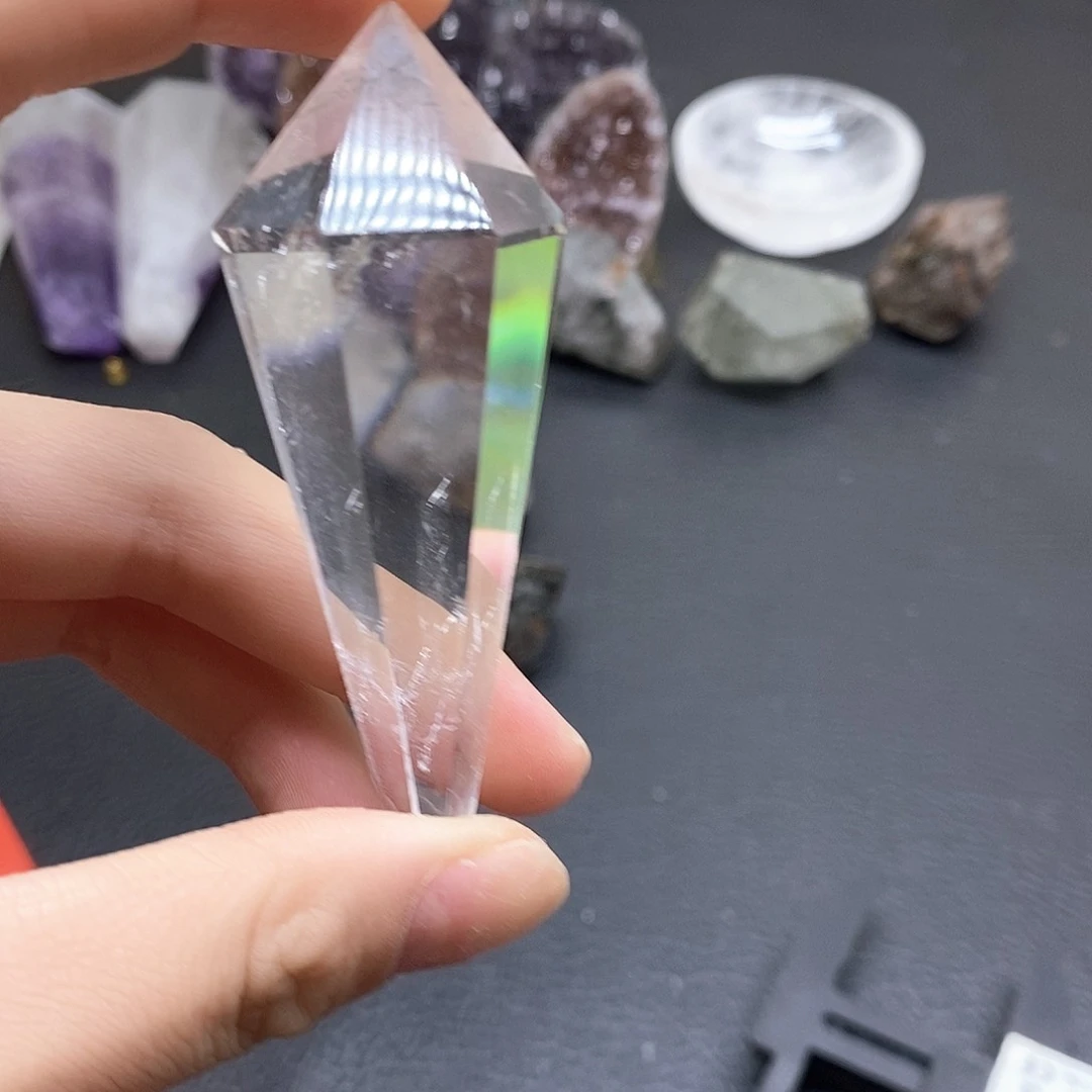 未镶嵌颈饰水晶256