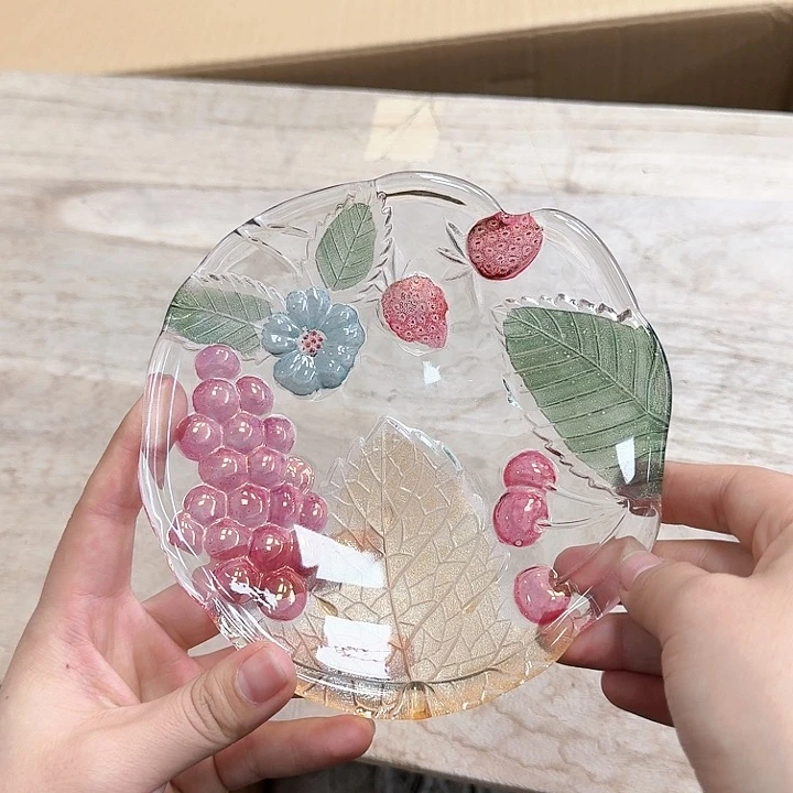 瓷片瓷器。