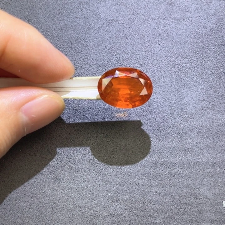 珠宝半成品未镶嵌石榴石芬达石11.27ct
