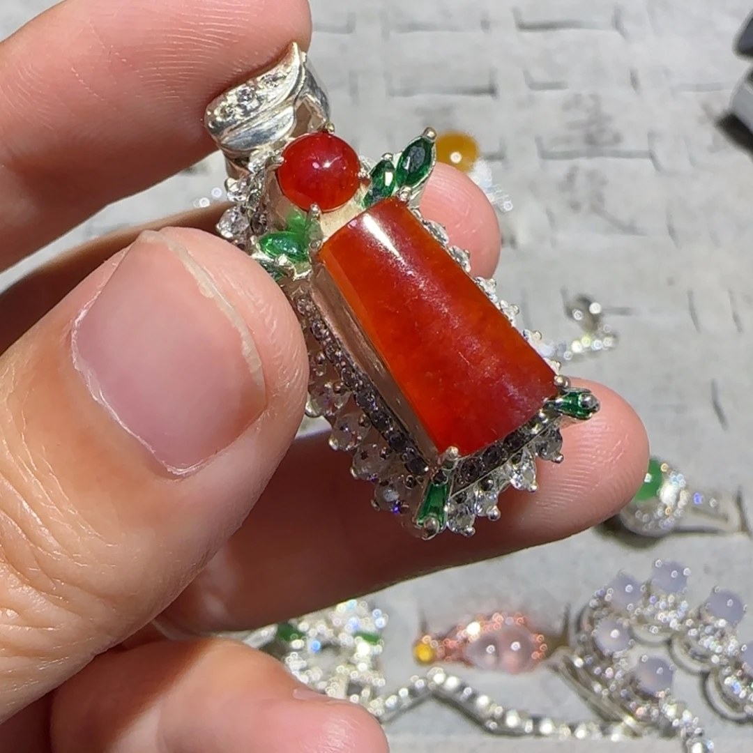 翡翠未镶嵌戒指翡翠