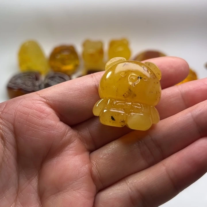 琥珀颈饰未镶嵌琥珀蜜蜡