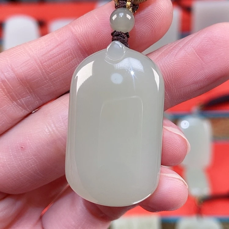 【闪购商品】颈饰未镶嵌和田玉