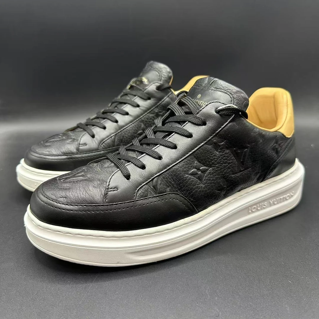 95新 LouisVuitton/路易威登 黑色浮雕满印松糕鞋多尺码