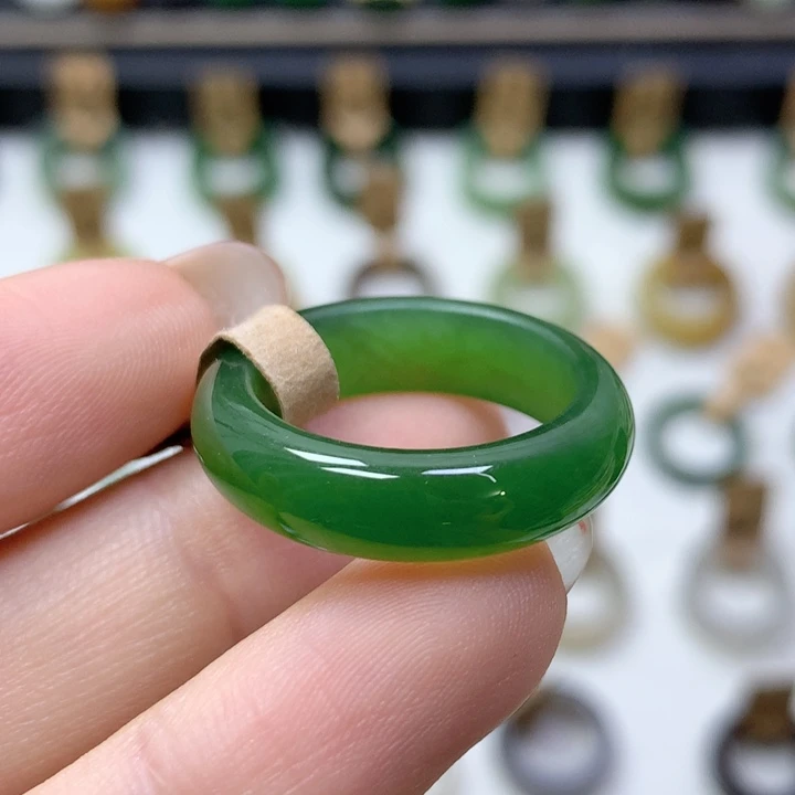 和田玉戒指未镶嵌