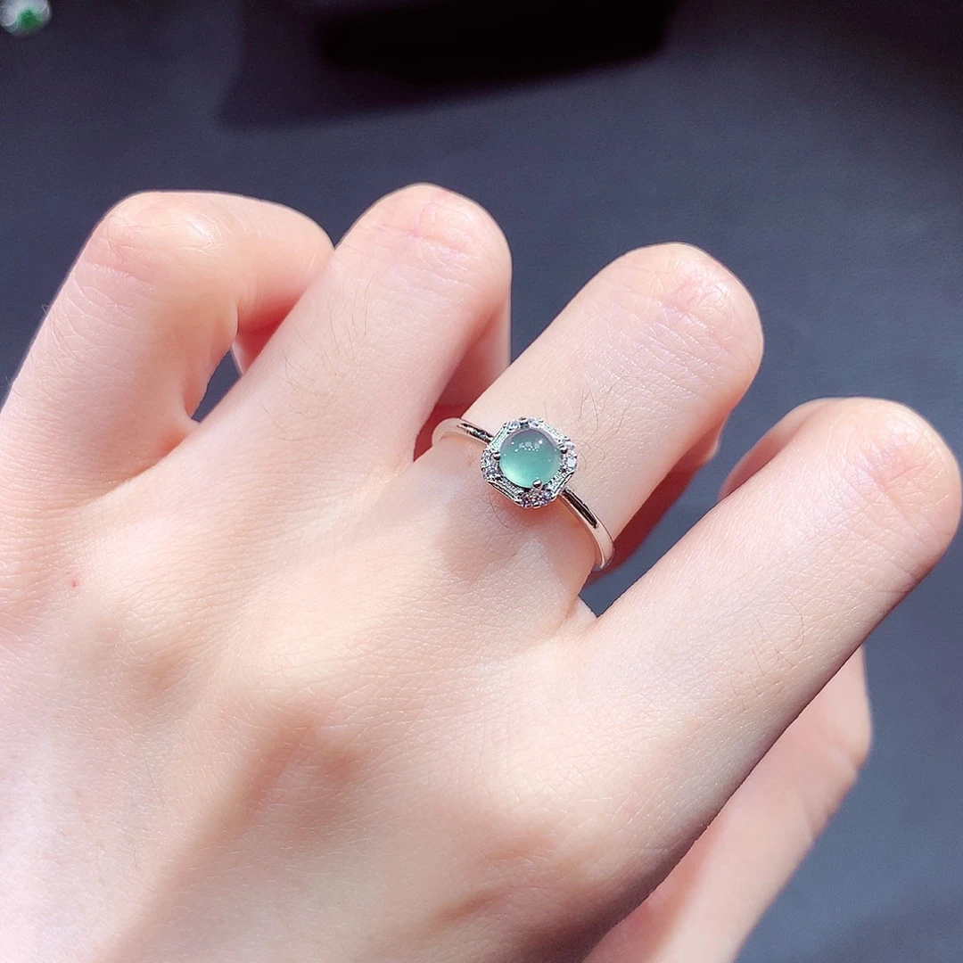 翡翠戒指未镶嵌翡翠