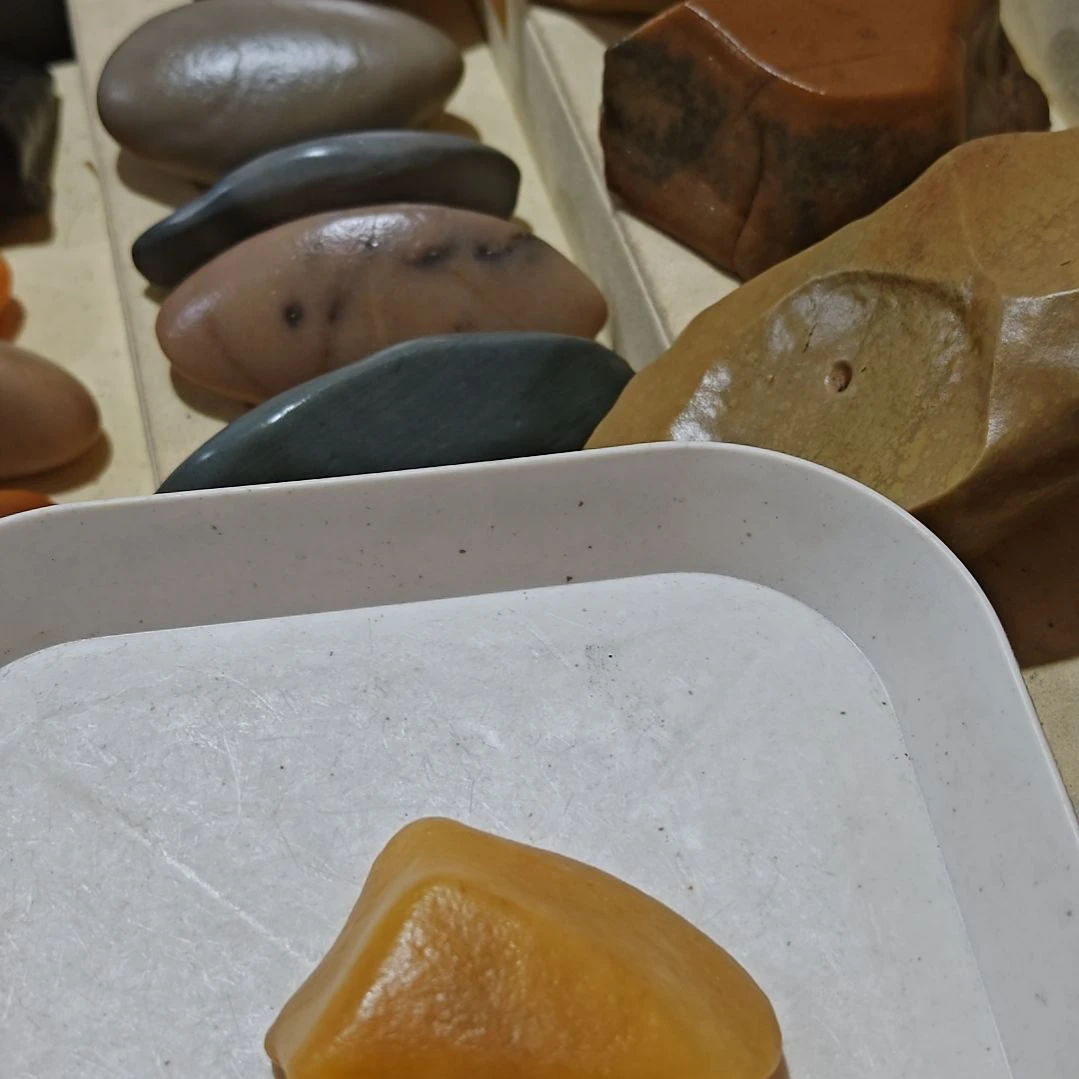 石英质玉（金丝玉）未镶嵌777777777777