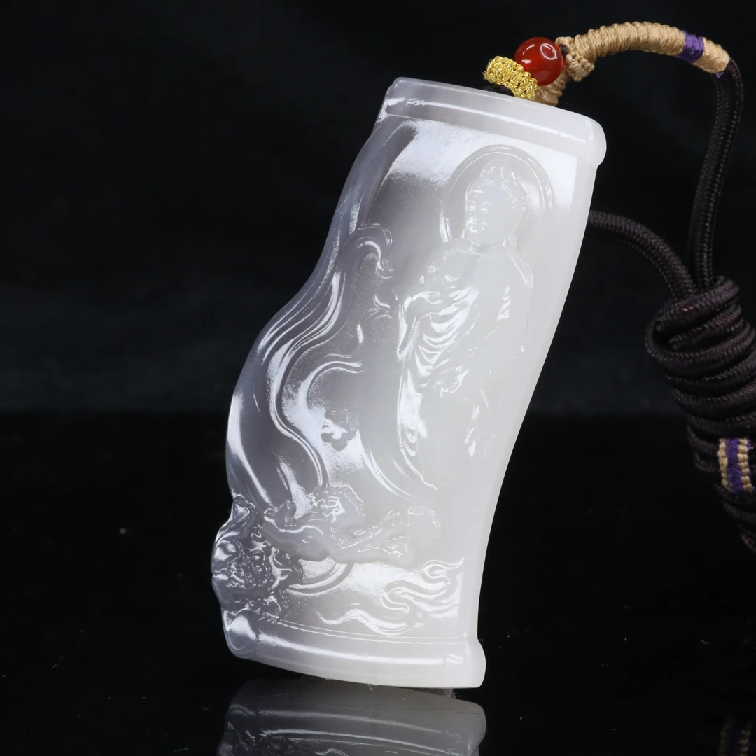 6和田玉烟紫观音吊坠/901389北京中保拍卖