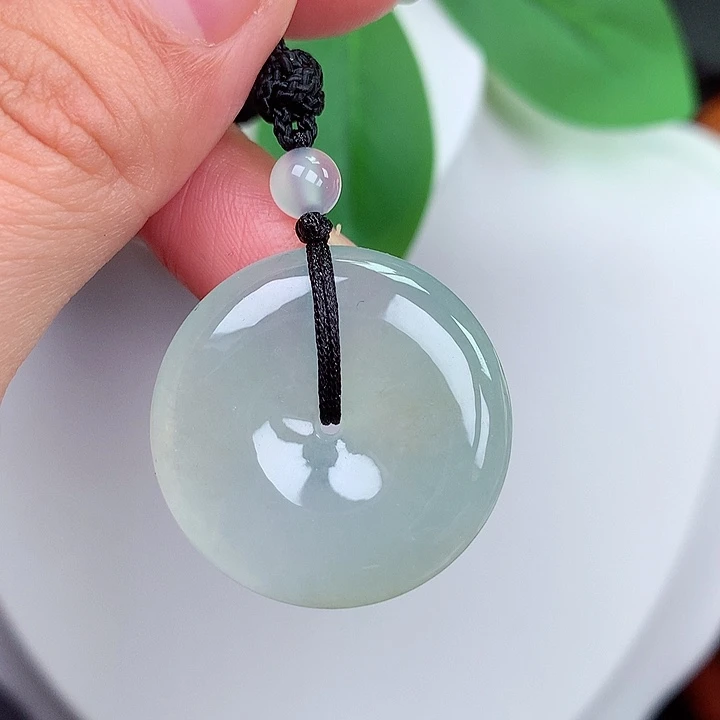 颈饰未镶嵌翡翠平安扣 27.1x6.1mm