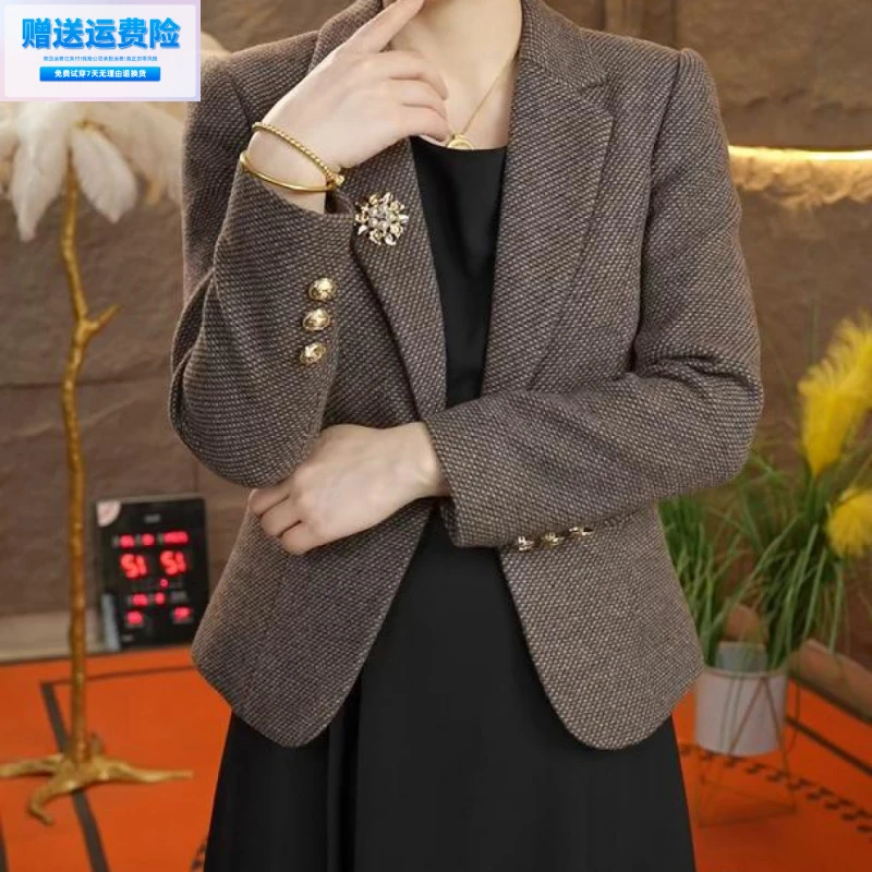 2025含羊毛毛呢小个子短款女小西装外套女秋冬年新款气质女士西服
