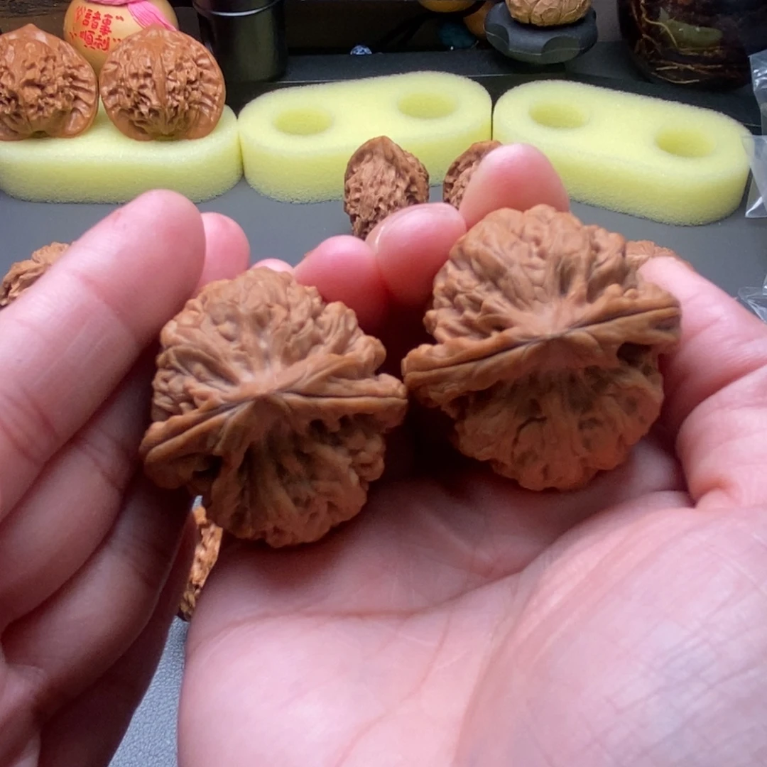 翔***香吊坠文玩核桃红锦鲤39