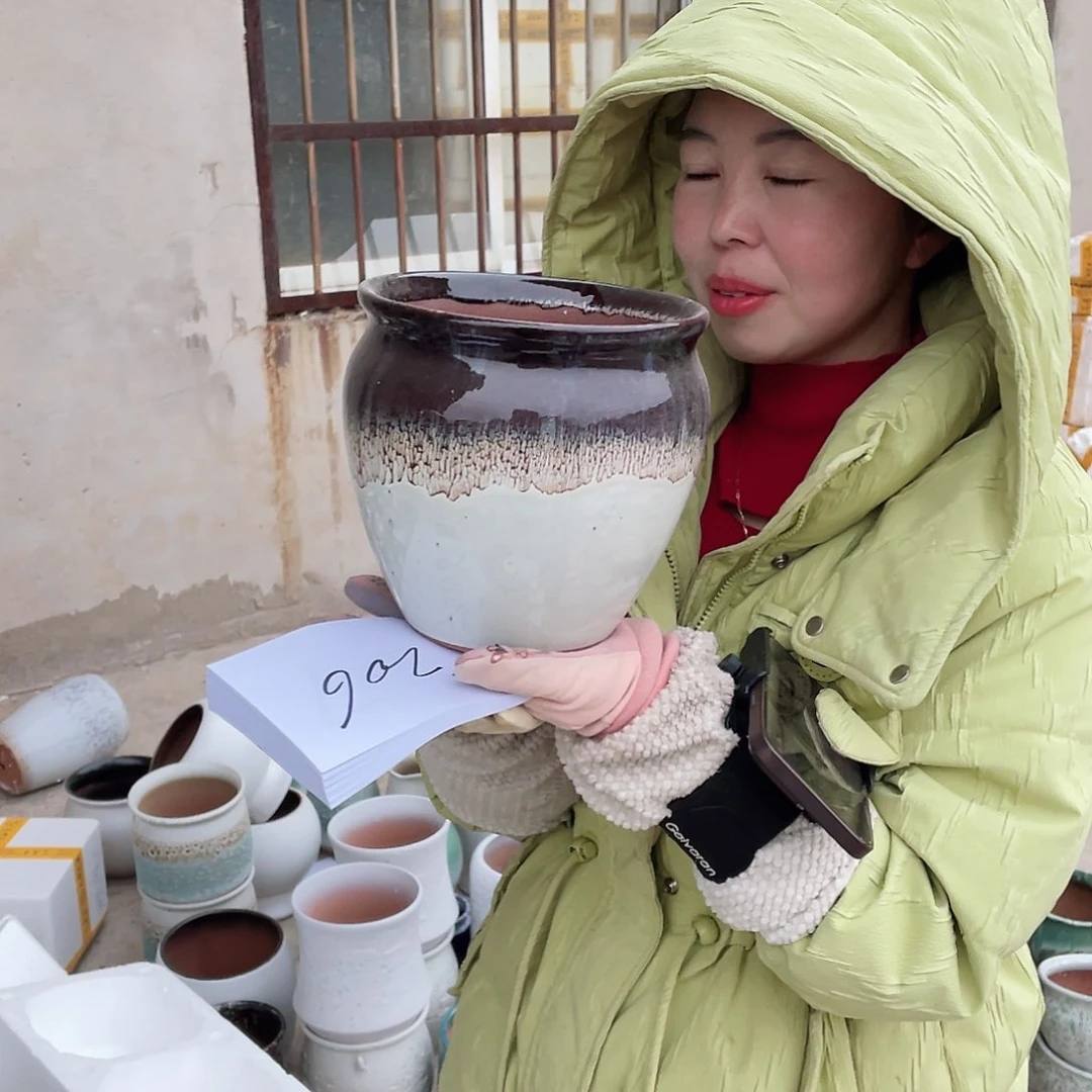 红陶王嫂花盆0211-206